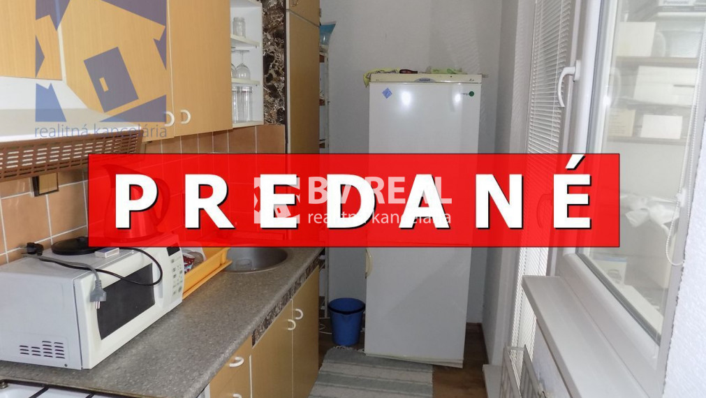 PREDANÉ EXKLUZÍVNE 1 izbový byt 37 m2 Prievidza Palárika 10014