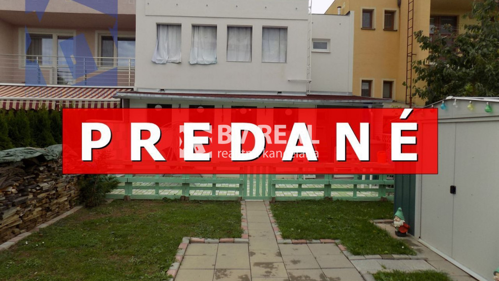 PREDANÉ EXKLUZÍVNE 4 izbový rodinný dom 293 m2 Prievidza Sever 10037