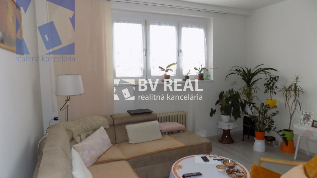 BV REAL PREDANÉ 2 izbový byt 72 m2 v Novákoch