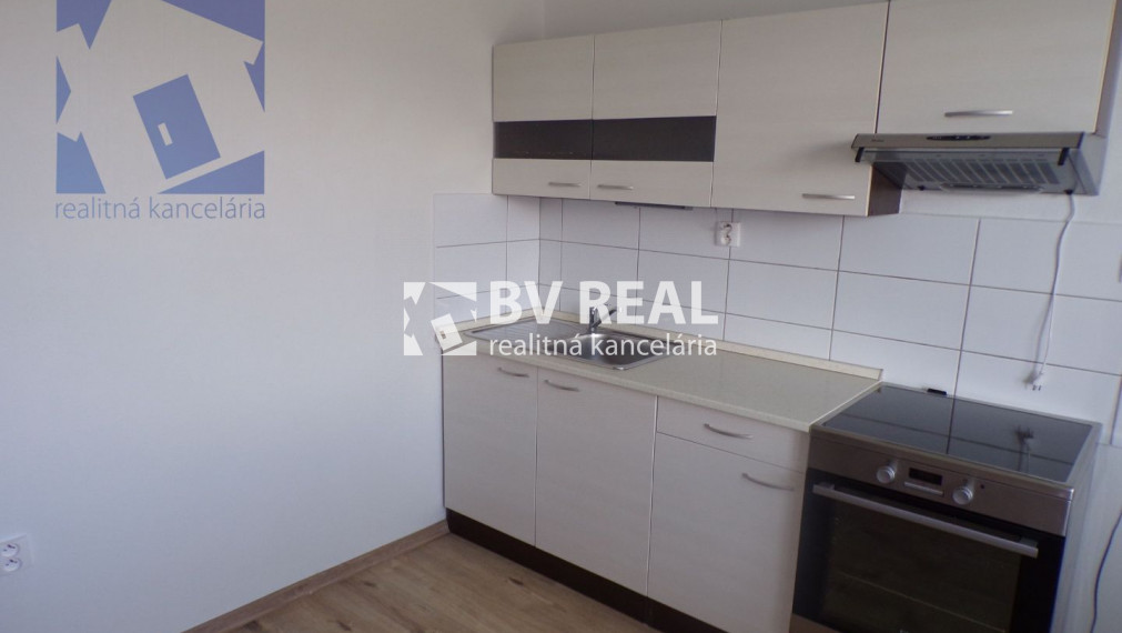 PREDANÝ BV REAL Na predaj 1 izbový byt 35m2 Prievidza FM1194