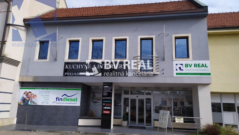 BV REAL na prenájom komerčné priestory 15 m2 Námestie slobody Prievidza