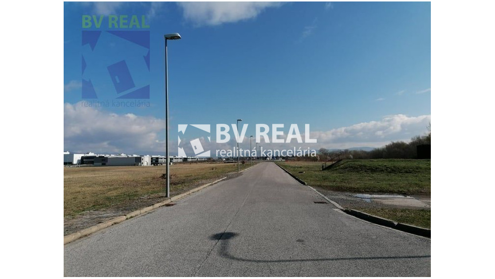 BV REAL Na predaj komerčný pozemok 1495 m2 Prievidza FM1340