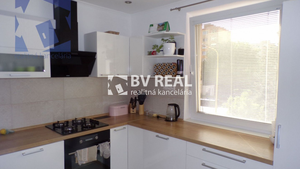 PREDANÉ BV REAL Na predaj 4 izbový byt 86 m2 Prievidza FM1343