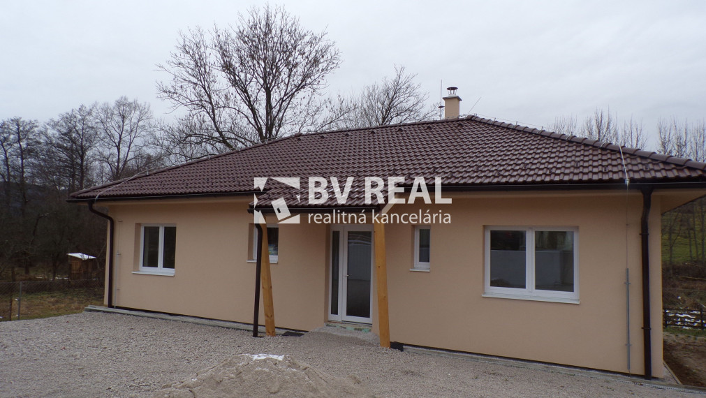 Na predaj novostavba bungalov Lipník okres Prievidza FM1526