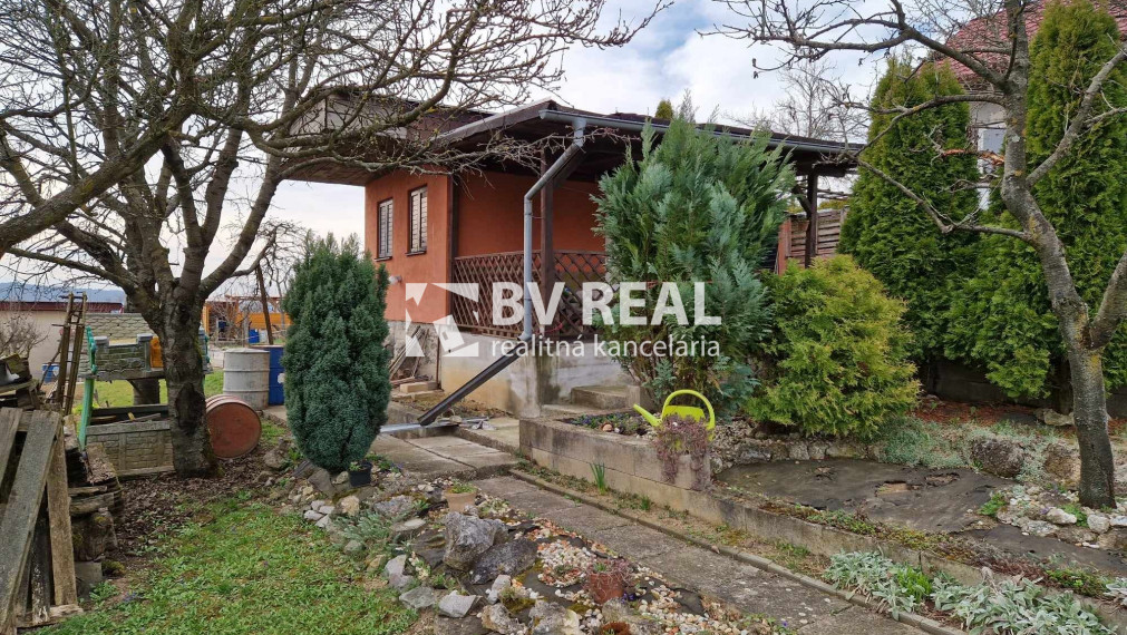 BV REAL na predaj chata so záhradou Malé Kršteňany FM1929