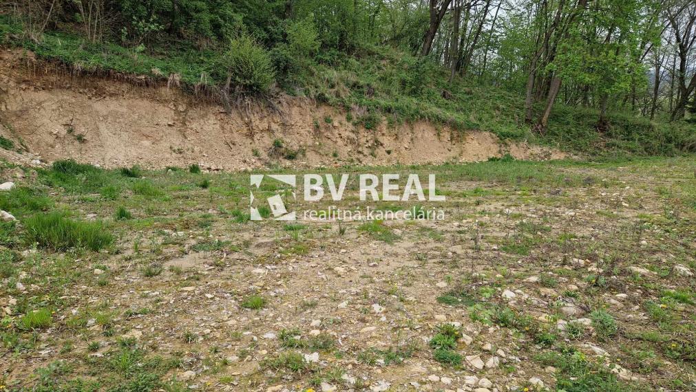 BV REAL na predaj pozemok Tužina okres Prievidza FM1978