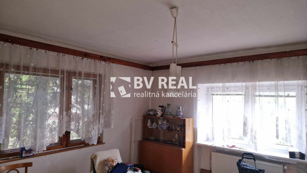 BV REAL Na predaj rodinný dom obec Jalovec FM2158
