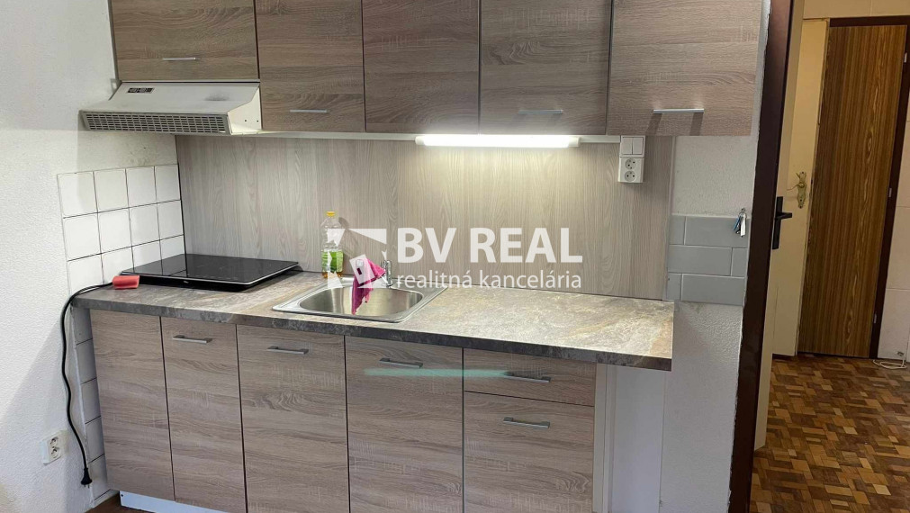 BV REAL Na prenájom garsónka Partizánske FM2195