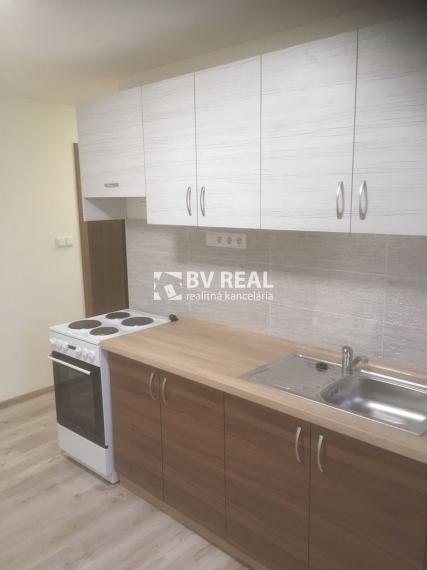 BV REAL Na predaj 2 izbový byt Handlová FM2204