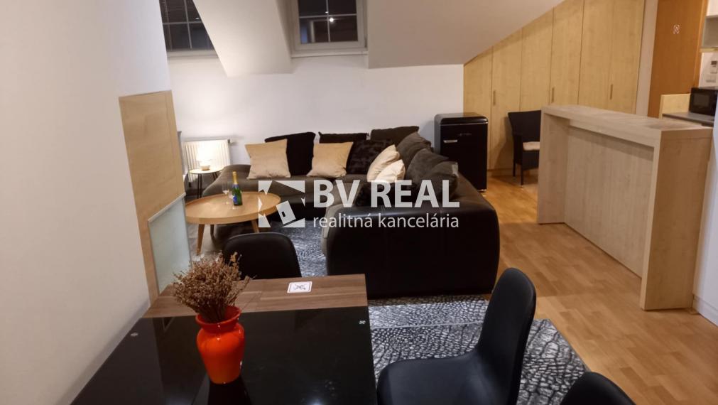 BV REAL Na prenájom apartmánový byt 85 m2 Bojnice FM2154