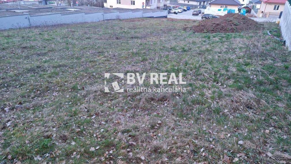 BV REAL Na predaj pozemok na rodinný dom Partizánske FM1903