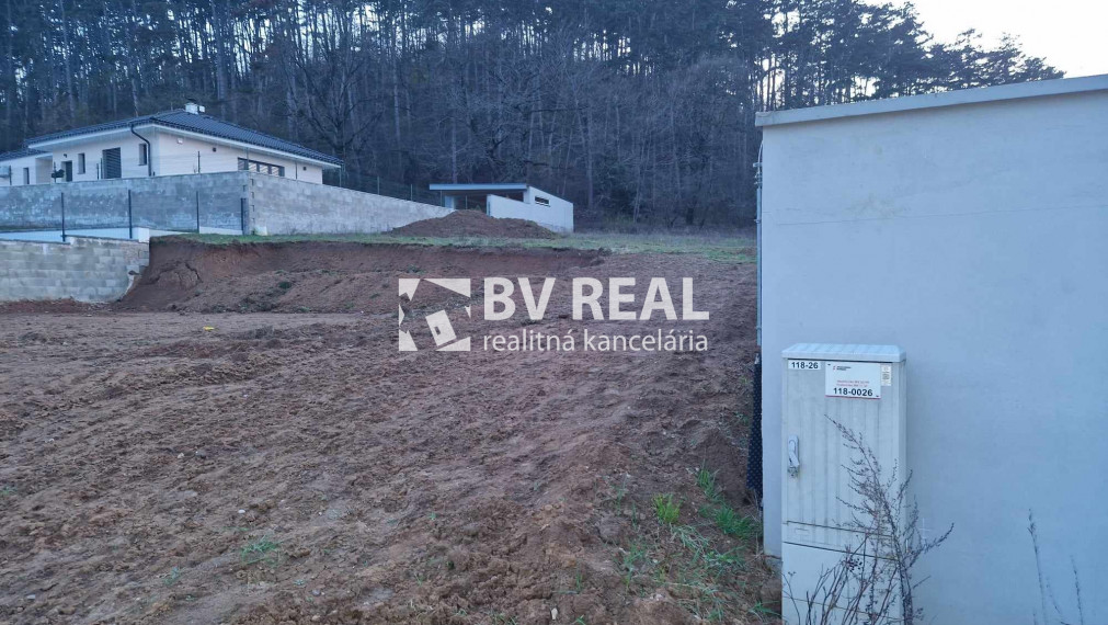 BV REAL Na predaj pozemok na rodinný dom Partizánske FM1903