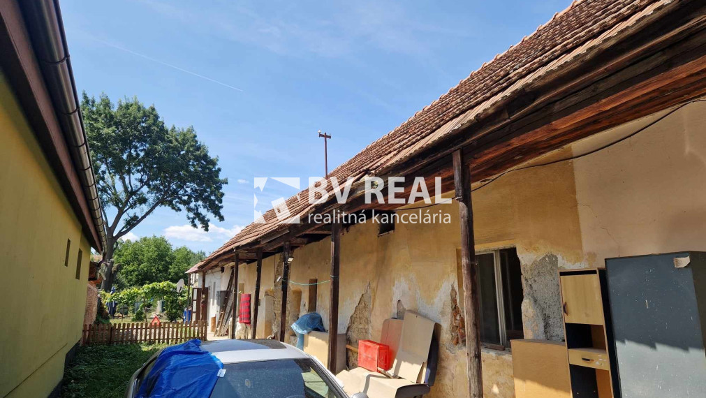 BV REAL Na predaj 2 rodinné domy obec Rybany FM2171