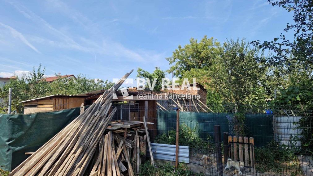 BV REAL Na predaj 2 rodinné domy obec Rybany FM2171