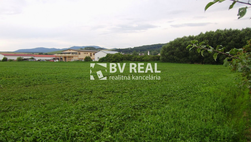 BV REAL predaj pozemok 1015 m2, Prievidza FM2015