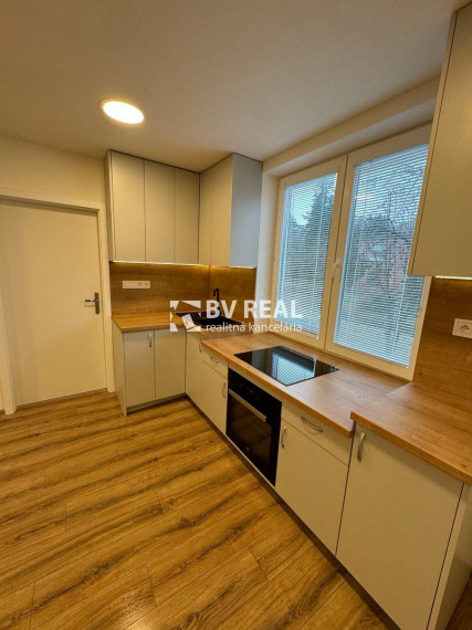BV REAL Na predaj 3 izbový byt Handlová FM2257