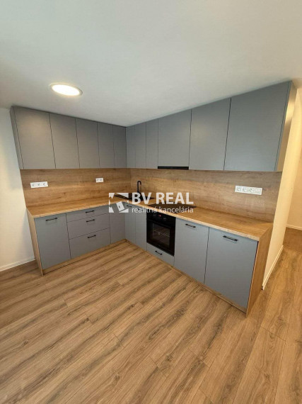 BV REAL Na predaj 3 izbový byt Handlová FM2258