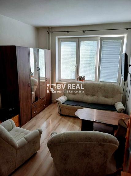 BV REAL Na prenájom 1 izbový byt Prievidza FM2243