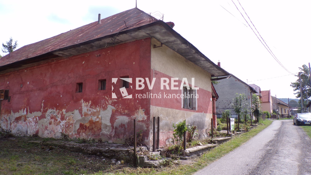 BV REAL Na predaj rodinný dom s pozemkom Horná Štubňa FM1760