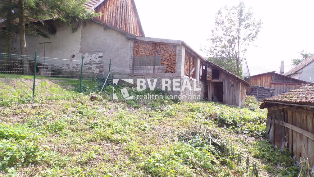 BV REAL Na predaj rodinný dom s pozemkom Horná Štubňa FM1760
