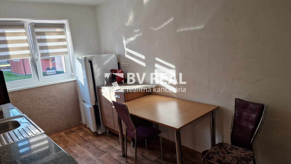 REZERVOVANÉ BV REAL Na predaj 2 izbový byt Handlová FM2260