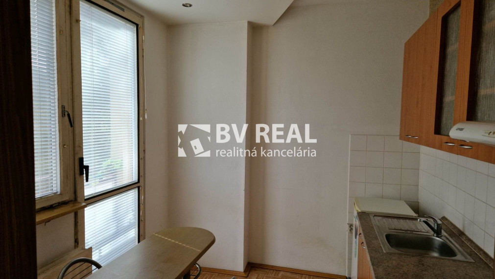 BV REAL Predaj 1 izbový byt 38 m2 s balkónom Handlová FM1842