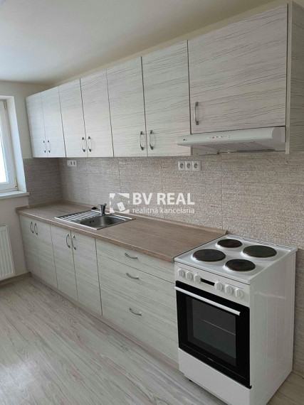 BV REAL Na prenájom 2 izbový byt Handlová FM2288