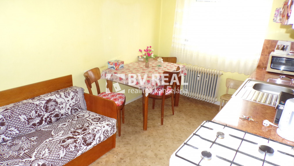 BV REAL Na predaj 2 izbový byt Handlová FM2059