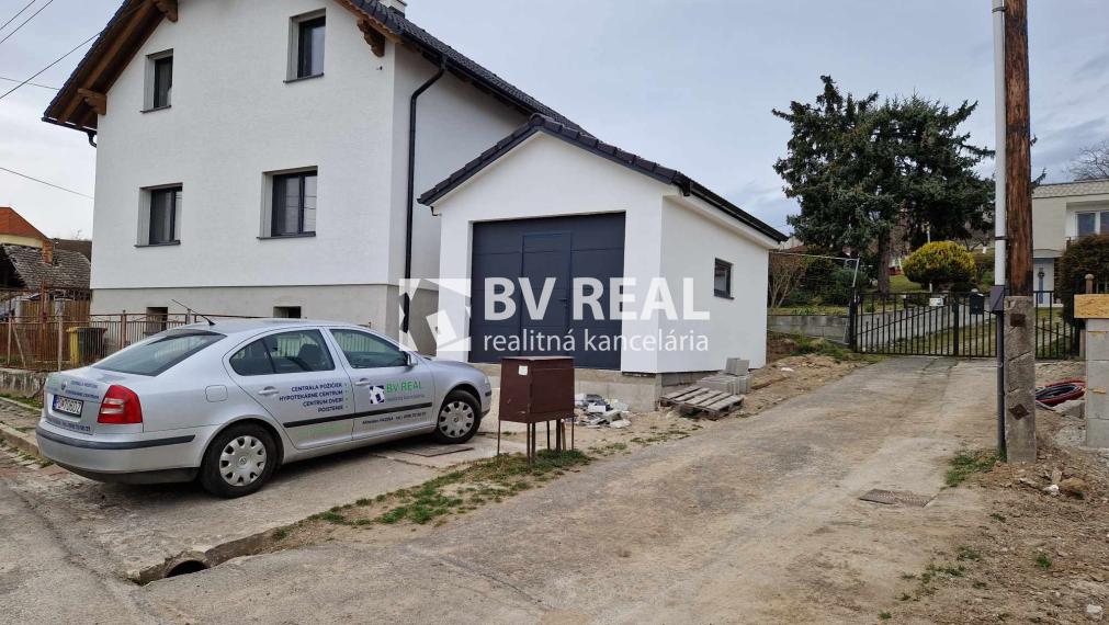 BV REAL Na predaj novostavba a garáž Malé Kršteňany FM2254