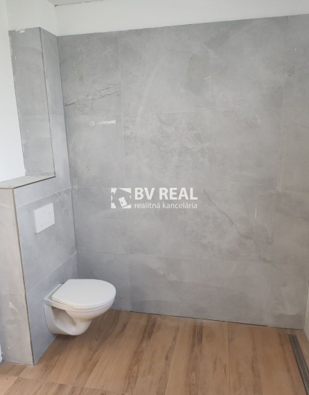 BV REAL Na predaj novostavba a garáž Malé Kršteňany FM2254