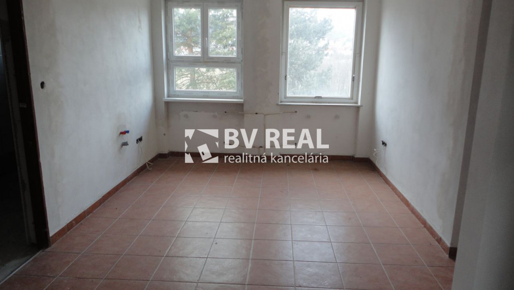 BV REAL na prenájom administratívna budova Bojnice FM2310