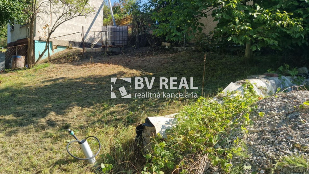 BV REAL Na predaj pozemok Handlová FM2315