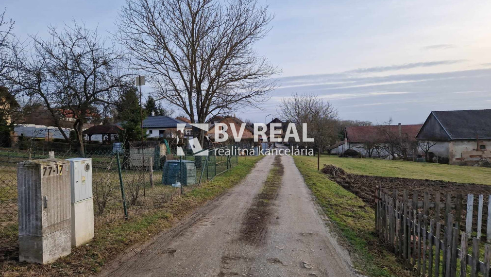 BV REAL na predaj stavebné pozemky obec Prusy FM2095