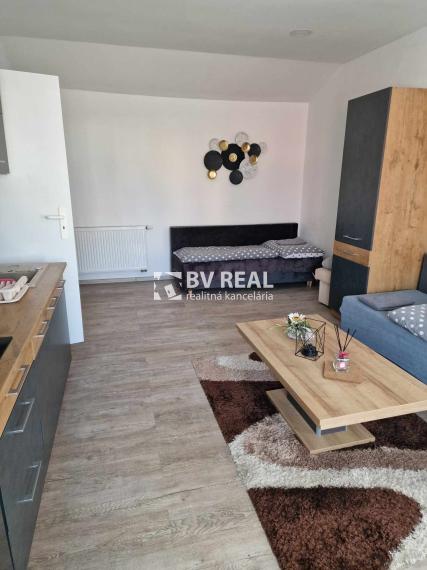 BV REAL predaj polyfunkčný objekt Čereňany okres Prievidza FM2126