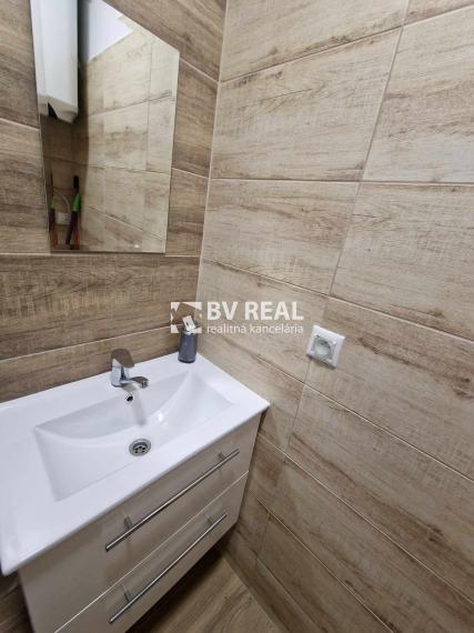 BV REAL predaj polyfunkčný objekt Čereňany okres Prievidza FM2126
