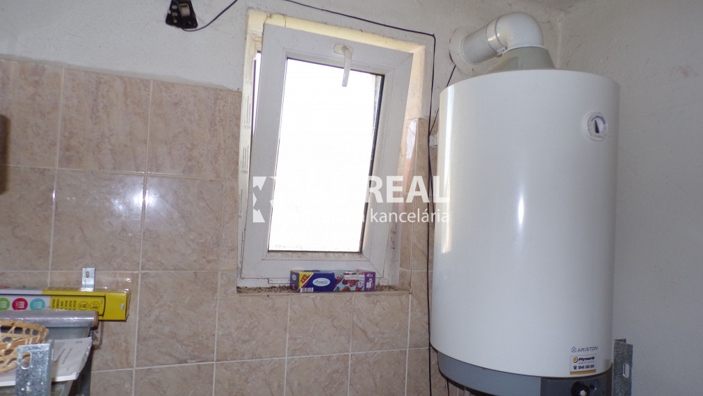 BV REAL Na predaj rodinný dom Prašice okres Topoľčany FM1959