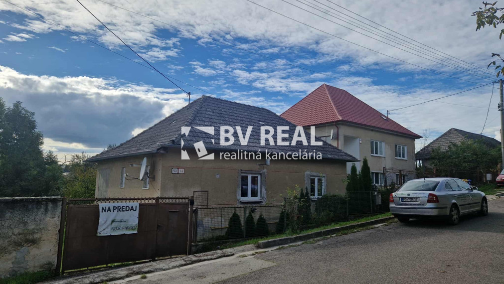 BV REAL Na predaj rodinný dom Prašice okres Topoľčany FM1959