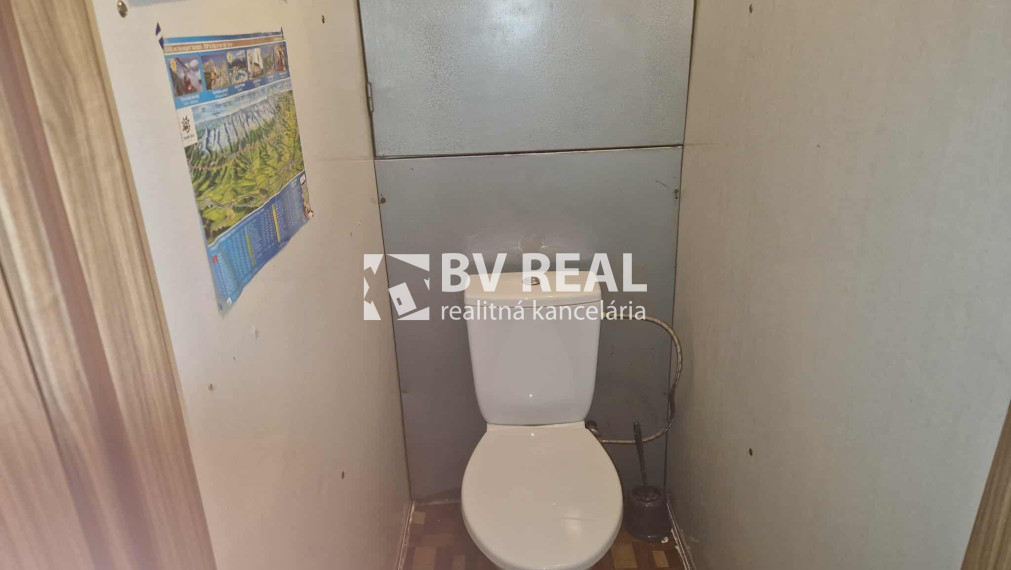 BV REAL Na prenájom 1 izbový byt 38 m2 Handlová FM2329