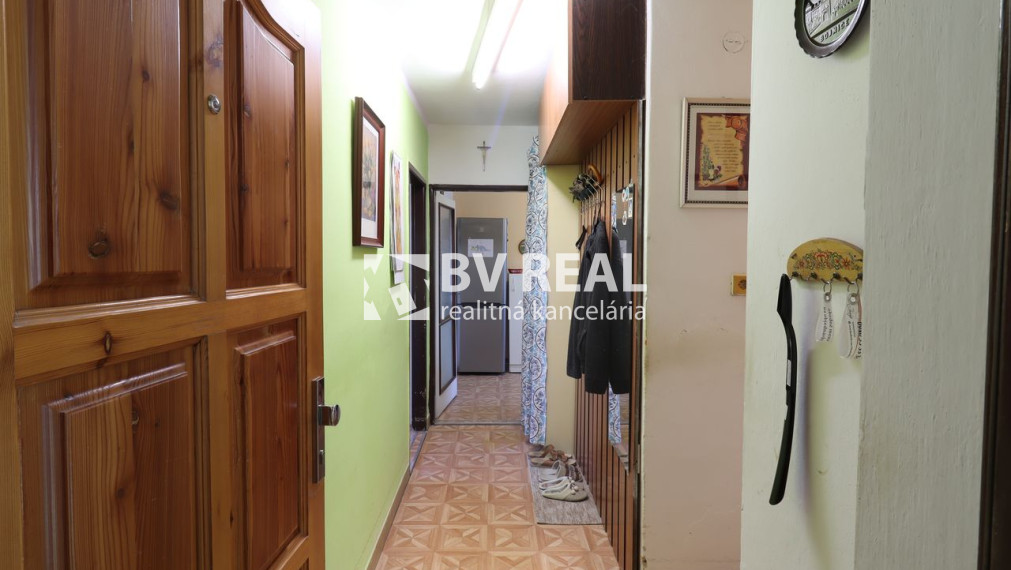 BV REAL na predaj 3 izbový byt 71 m2 Nováky BV5007