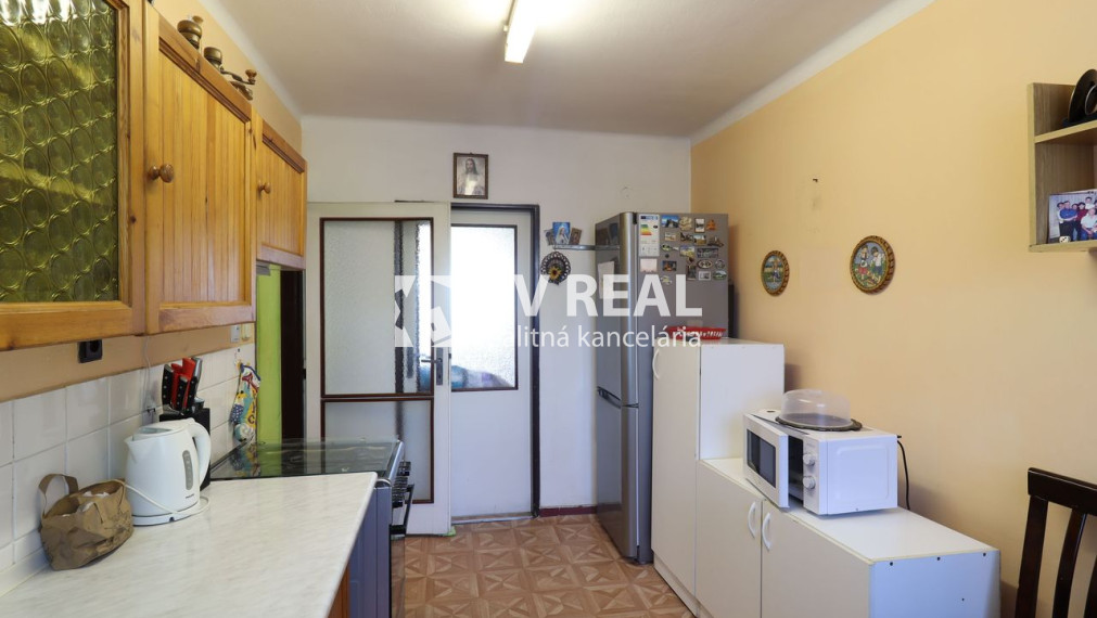 BV REAL na predaj 3 izbový byt 71 m2 Nováky BV5007