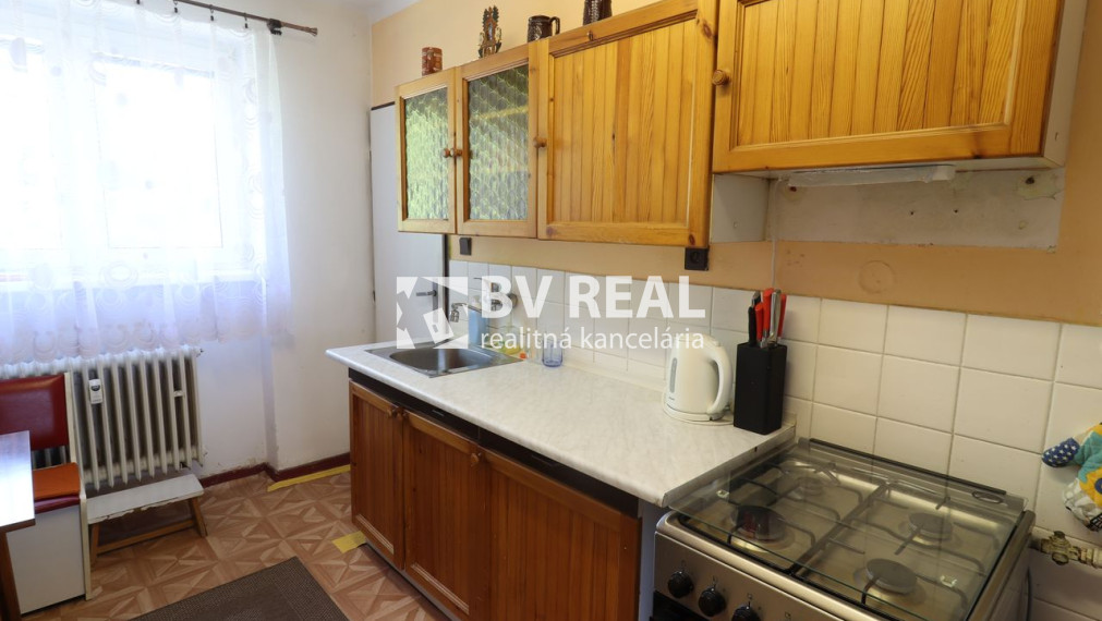 BV REAL na predaj 3 izbový byt 71 m2 Nováky BV5007