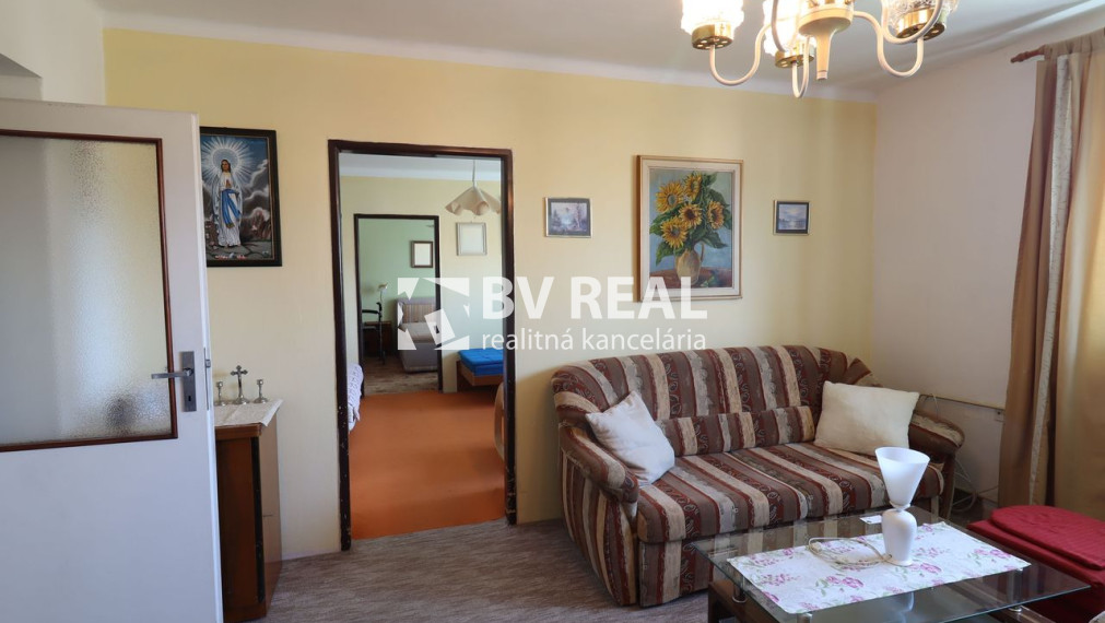 BV REAL na predaj 3 izbový byt 71 m2 Nováky BV5007