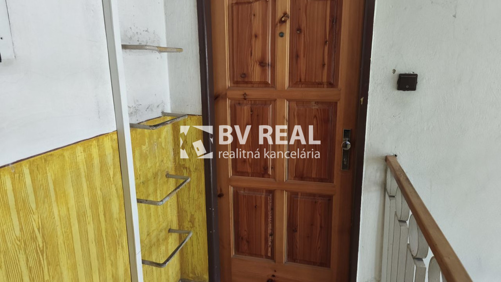 BV REAL na predaj 3 izbový byt 71 m2 Nováky BV5007