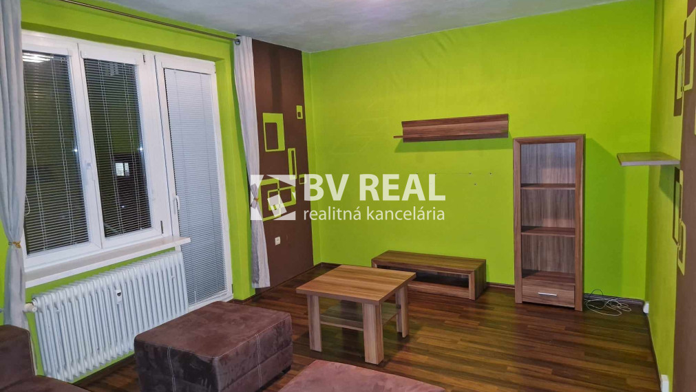 BV REAL Na prenájom 2 izbový byt Prievidza FM2322