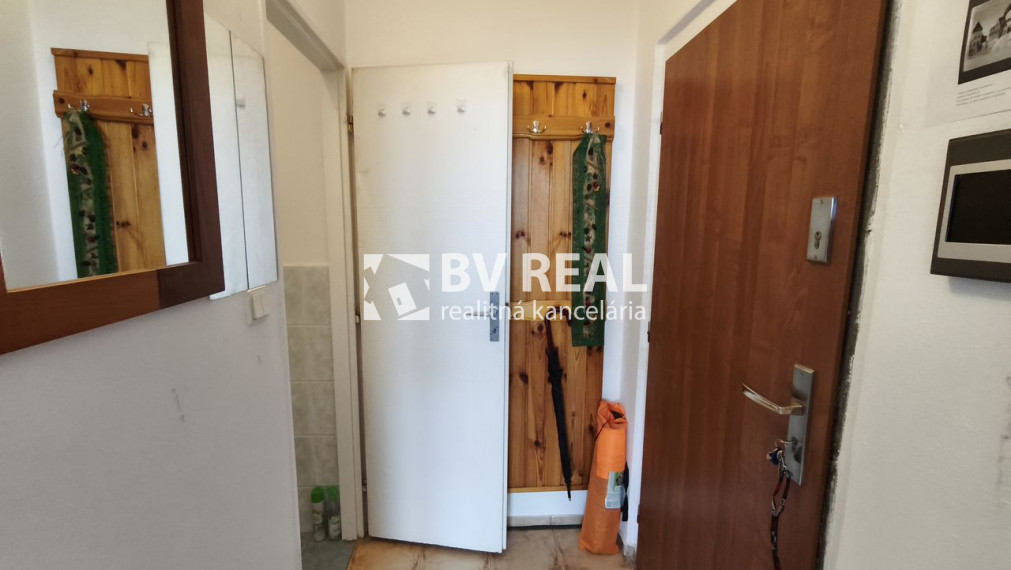 BV REAL na predaj 1 izbový byt Prievidza Jesenského BV5011