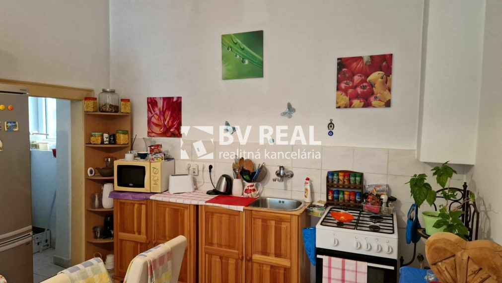 BV REAL Na predaj rodinný dom obec Tužina FM2082