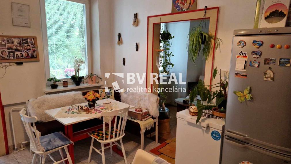 BV REAL Na predaj rodinný dom obec Tužina FM2082