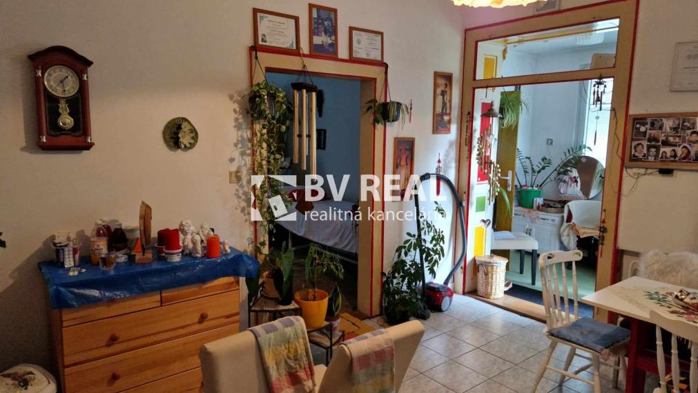 BV REAL Na predaj rodinný dom obec Tužina FM2082