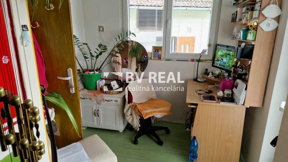 BV REAL Na predaj rodinný dom obec Tužina FM2082