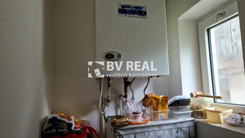 BV REAL Na predaj rodinný dom obec Tužina FM2082